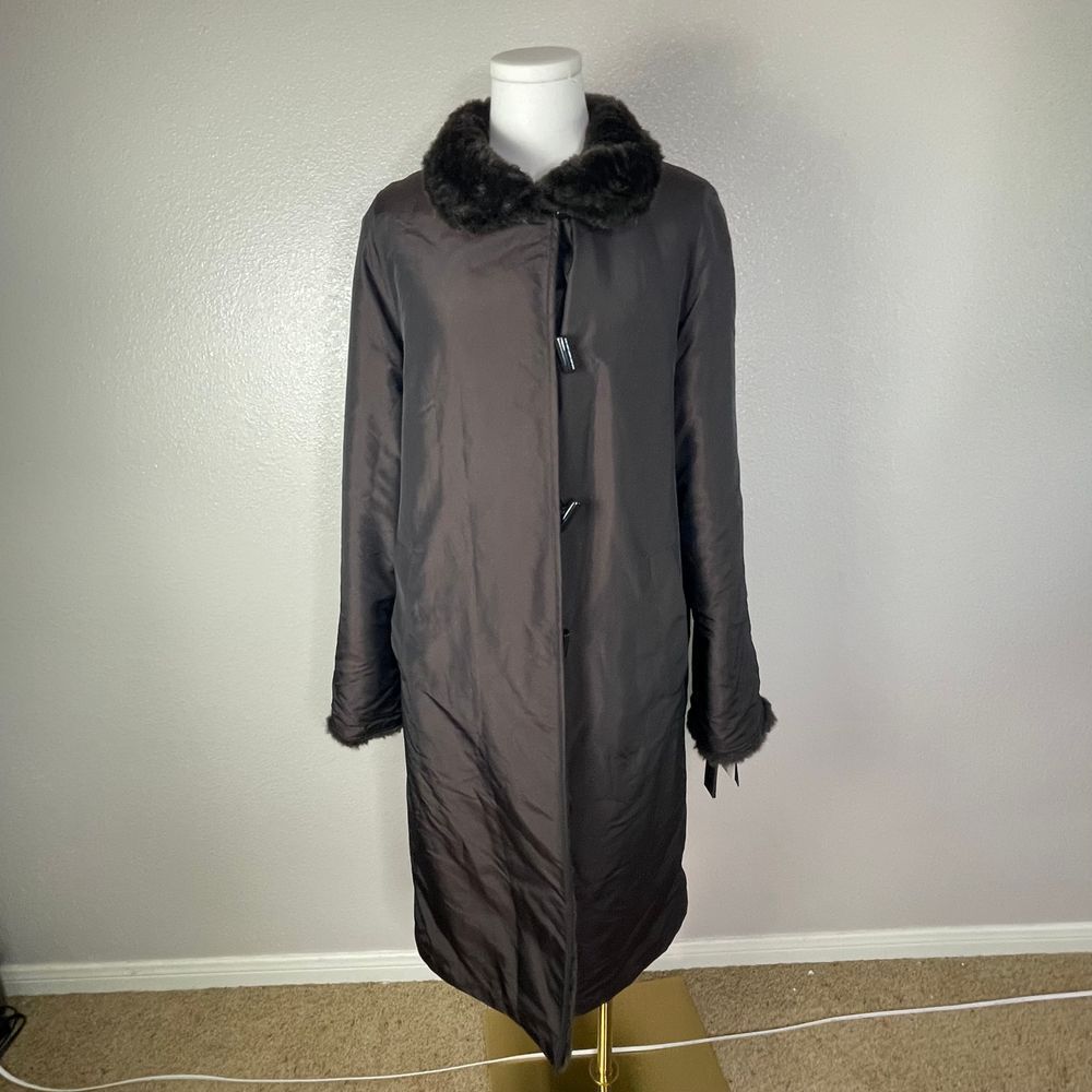 Ensign London oversized NWT reversible‎ faux fur and wind/water resistant S coat - Picture 4 of 16